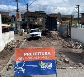 Prefeitura realiza melhorias e manutenção no Buraco da Gia