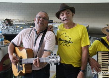 Zé do Forró e sua gente, é forro do bom, é que nem jiló.