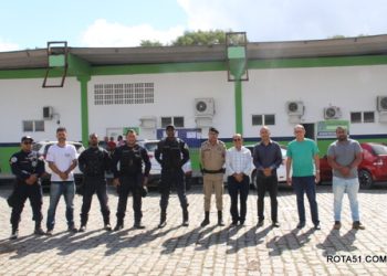 VILA DO FORRÓ, hoje é no centauro, com Nadson ferinha e tudo que o eunapolitano tem direito.