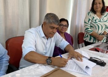 Prefeitura de Santa Cruz Cabrália lança Programa para a Autonomia Financeira das Escolas e nomeia Comissão de Controle e Acompanhamento