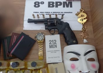 8° BPM REALIZA PRISÃO EM FLAGRANTE DE ASSALTANTE. CRIMINOSO FOI ALVEJADO DURANTE OCORRÊNCIA