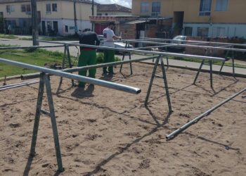 Prefeitura reforma quadras nas comunidades do Belo Campo e Vista Alegre