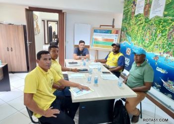 Portran garante segurança e organização em embarque e desembarque de jovens turistas na Passarela da Cultura