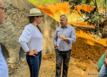 Prefeita Cordélia Torres vistoria construção de pontes na zona rural de Eunápolis