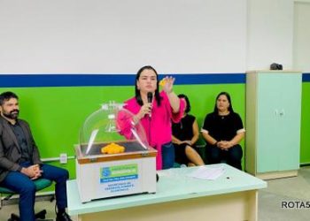 Prefeitura de Eunápolis sorteia posição de barraqueiros e ambulantes nas estruturas da Vila do Forró