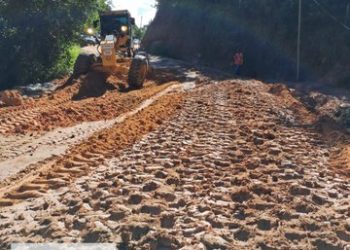 PROBLEMA RESOLVIDO – Trecho da Matinha, na estrada que liga Trancoso a Itaporanga, recebe ação completa de infraestrutura