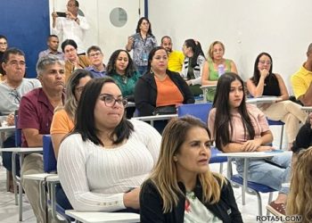 Comerciário do Futuro 2.0: Prefeitura de Eunápolis reúne profissionais do comércio para treinamento relevante para o mercado