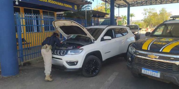 Recuperação de furtos, drogas, e outros crimes nas BRs brasileiras, a PRF sempre detém os bandidos.