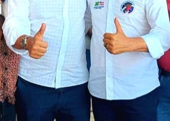 Prefeito Agnelo Santos aproveita agenda do Governador Jerônimo na região para tratar das obras de infraestrutura na cidade