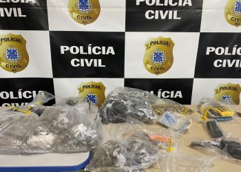 Porto Seguro – Fato Relevante – Polícia Civil localiza imóvel ocupado por criminosos especializados em furto de motos e apreende farta quantidade de drogas, arma e munições de calibres diversos