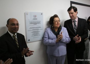 Procuradora geral de justiça e demais promotores, inauguraram nova sede do Ministério Público de Eunápolis.