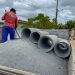 Prefeitura de Eunápolis inicia recuperação da rede de drenagem de rua do bairro Rosa Neto