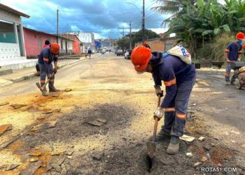 Megaoperação Tapa-buracos chega ao Pequi para melhorar mobilidade urbana do bairro mais populoso de Eunápolis