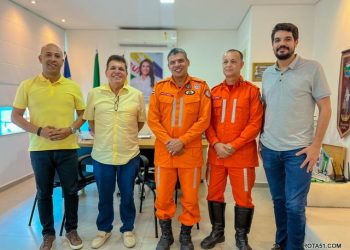 Secretário Paulo Dapé recebe novo comandante do Corpo de Bombeiros e anuncia nova sede da corporação em Eunápolis