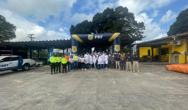 Agentes de Trânsito da Prefeitura de Eunápolis participam da abertura da Semana Nacional de Trânsito de 2023 em Eunápolis