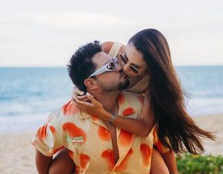 Astro sertanejo aproveita “maravilhas” do Porto Seguro Praia Resort