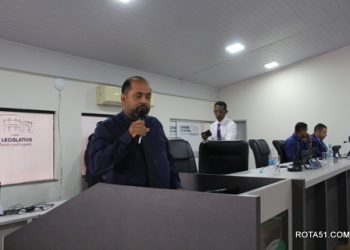 CÂMARA DE VEREADORES, realiza a sua “1184” sessão sob protestos.