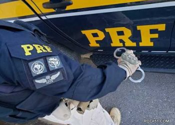 De fugitivos, aparelhos sem notas, contrabando de pneus, a PRF põe moral e, pega tudo.