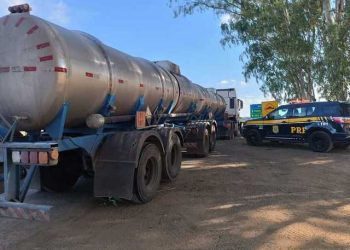 De motorista embriagado a documento falso, a PRF, não deixa nada pra trás, o errado dança igual azeitona na boca de banguelo.