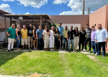 Vereador Francis recepciona a prefeita Cordélia Torres e base aliada demonstra total apoio na busca pela reeleição