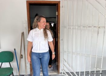 Prefeita Cordélia Torres inicia semana cumprindo agenda em equipamentos de saúde em Eunápolis