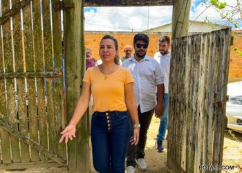 Prefeita Cordélia Torres inspeciona equipamentos públicos em requalificação no distrito da Colônia