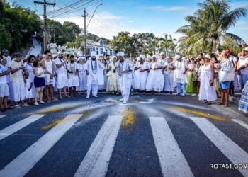 INÉDITO: LAVAGEM DA ESCADARIA DA CIDADE HISTÓRICA E CORTEJO DE IEMANJÁ MARCAM SÁBADO EM PORTO SEGURO