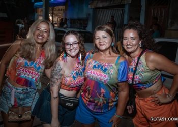 BLOCOS CULTURAIS FAZEM CARNAVAL DE MARCHINHAS, SAMBA RAIZ E AXÉ BAIANO EM PORTO SEGURO