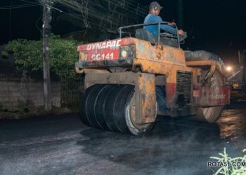 Melhoria na mobilidade urbana: Avenida Bahia, no Mundaí, está sendo totalmente asfaltada