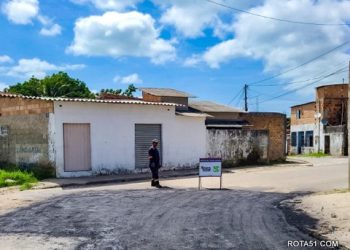 Ruas do bairro Paraguai recebem operação tapa-buracos