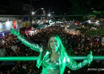 CARNAVAL CULTURAL TRANSFORMA O SÁBADO DO MIRANTE EM PURA FOLIA