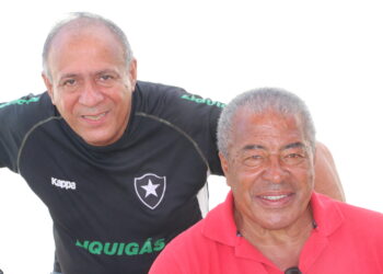 É FOGO NO BONÉ DO GUARDA