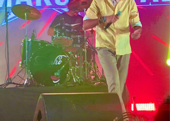 PORTO SEGURO É REPRESENTADA EM ATO CÍVICO EM PORTUGAL POR CANTOR NATIVO