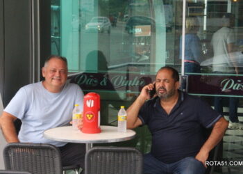 Ele é pré candidatíssimo a prefeito de Eunápolis, vai ser uma disputa acirrada.