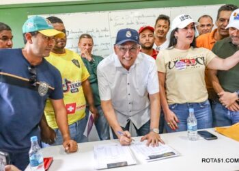 Prefeito Jânio Natal visita Assentamento Chico Mendes e anuncia diversos serviços à população