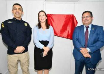 Os “espertinhos” ainda não descobriram que com a POLICIA RODOVIÁRIA FEDERAL, a coisa é mais embaixo.