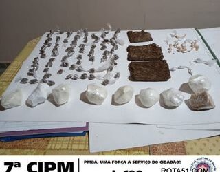 POLÍCIA MILITAR APREENDE GRANDE QUANTIDADE DE DROGAS EM MONTE PASCOAL – ITABELA
