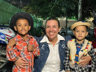 Prefeita Cordélia participa de festa junina no CEMEI Flora Sales e é recebida calorosamente