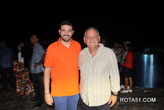 Em visita a Feira da Agricultura, nesta 2ª etapa, Neto Carleto e Neto Guerrieri, entregaram barracas aos sorteados presentes.