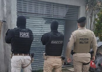 Policial e empresário presos por corrupção e extorsão na Costa do Descobrimento