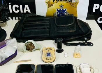 POLICIA CIVIL CUMPRE MANDADO DE BUSCA E APREENSÃO E PRENDE EM FLAGRANTE TRAFICANTE JÁ CONDENADO PELA JUSTIÇA