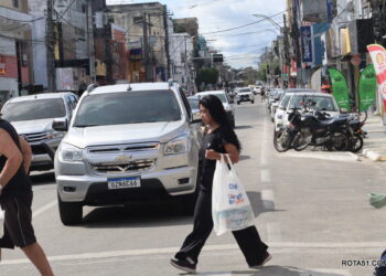 A reportagem do rota51.com, sai às ruas, conversa, pergunta, observa e mostra a situação comercial da cidade.