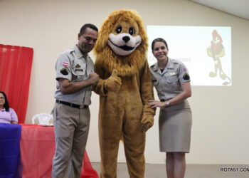 Polícia Militar de Eunápolis promove a formatura de 285 alunos, através do PROERD.