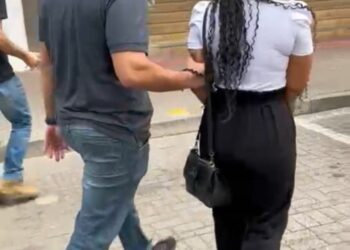 Policiai Civil de Santa Catarina e da Bahia, prende latrocida pra ficar com criança