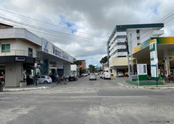 Mudanças no trânsito em Eunápolis: ruas Joana Angélica e Castro Alves voltam a ser mão dupla
