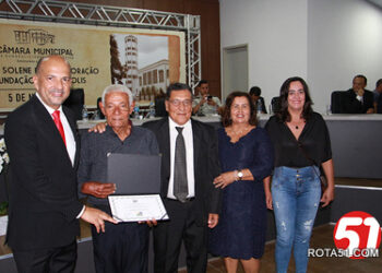 O homem faz a sua própria história, HILDEBERTO MARCELINO “DERY SANTOS”, escreveu a sua.
