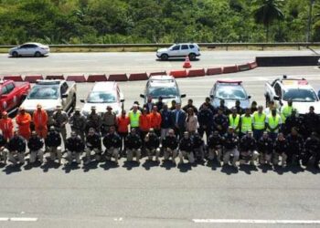 PRF  apreende maconha, carros furtados e mantem a segurança nas estradas.