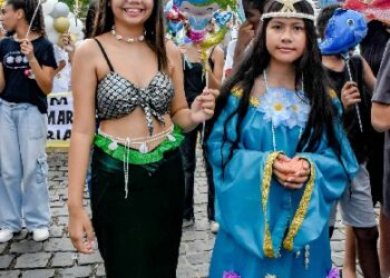 Colégio Municipal de Porto Seguro celebra 62º aniversário com desfile cívico