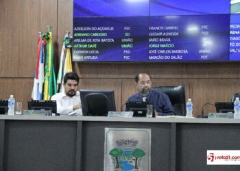 Eunápolis não vai pra frente, por falta de compromisso político.