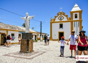 MOMENTO HISTÓRICO Porto Seguro se prepara com expectativas de recorde turístico no verão 2024/ 2025